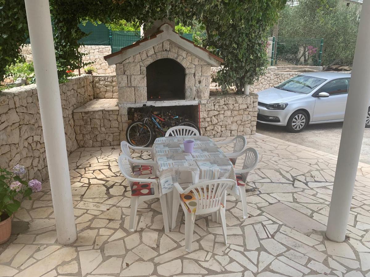 Apartments Marko Трогир Екстериор снимка