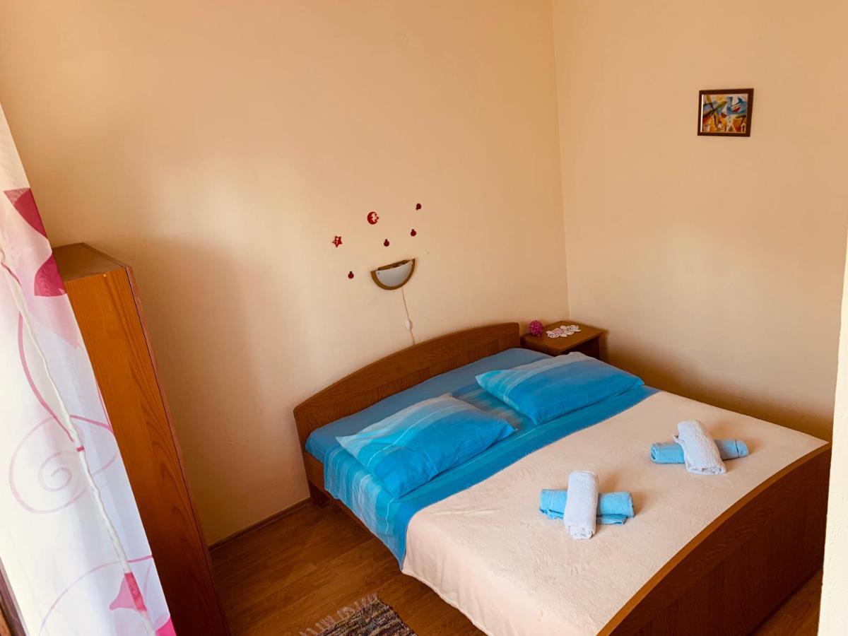 Apartments Marko Трогир Екстериор снимка